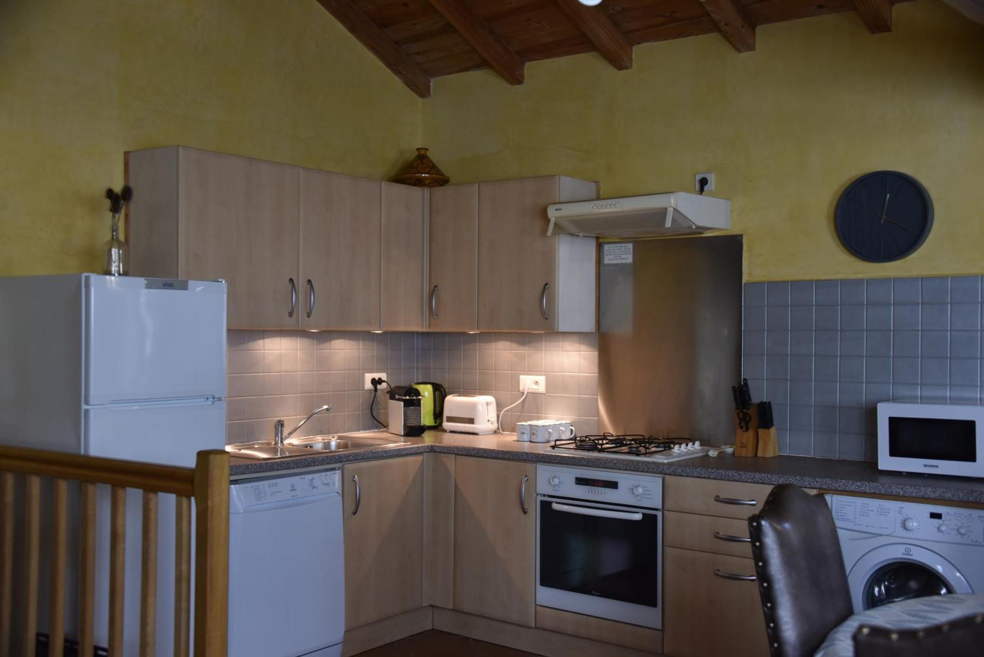 Les Collines Du Quercy Blanc Villa Castelnau-Montratier Room photo