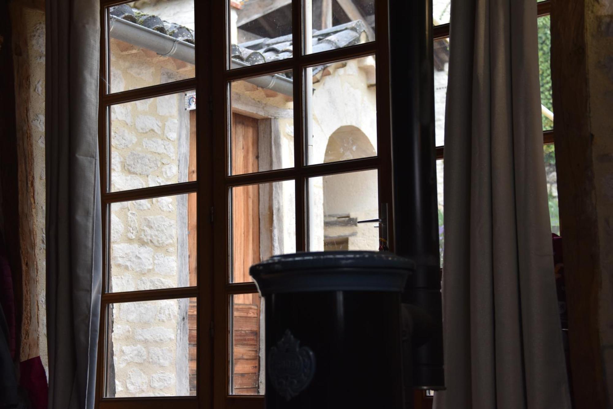 Les Collines Du Quercy Blanc Villa Castelnau-Montratier Room photo